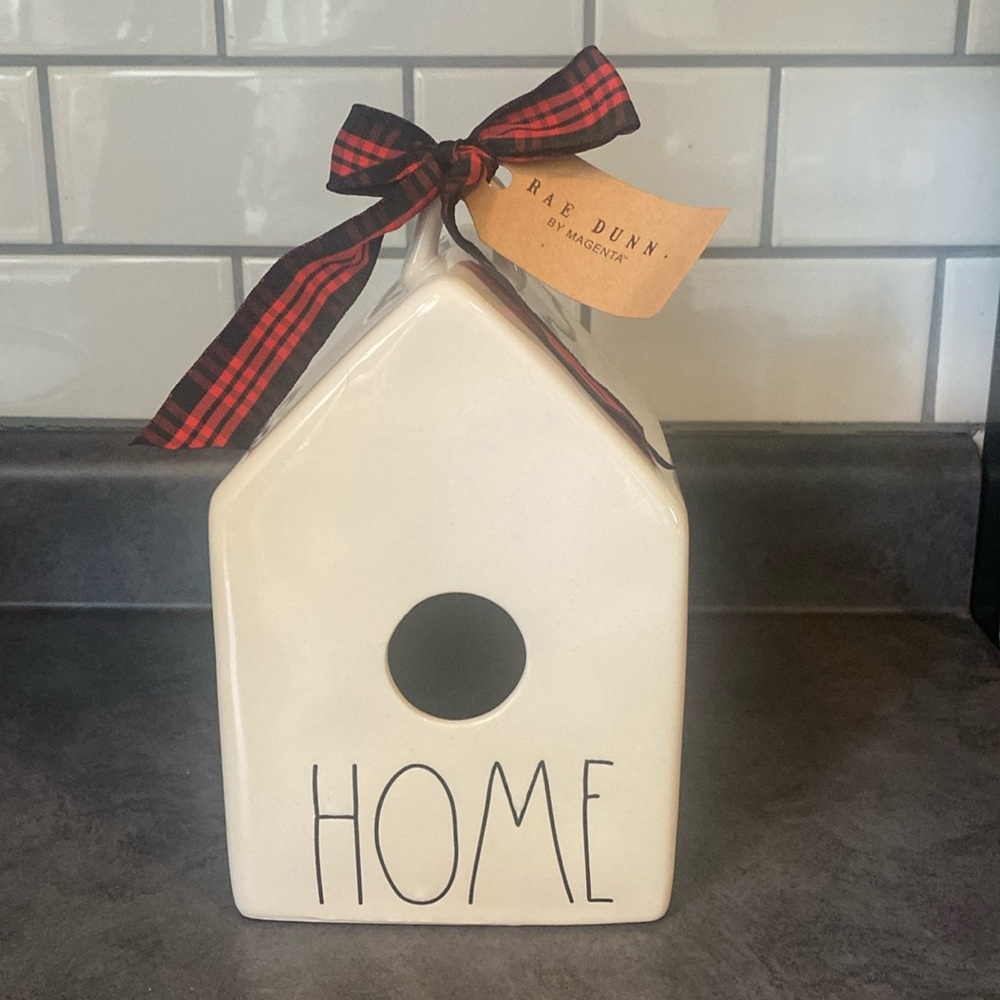 NWT Rae Dunn 2018 HOME Ceramic Birdhouse